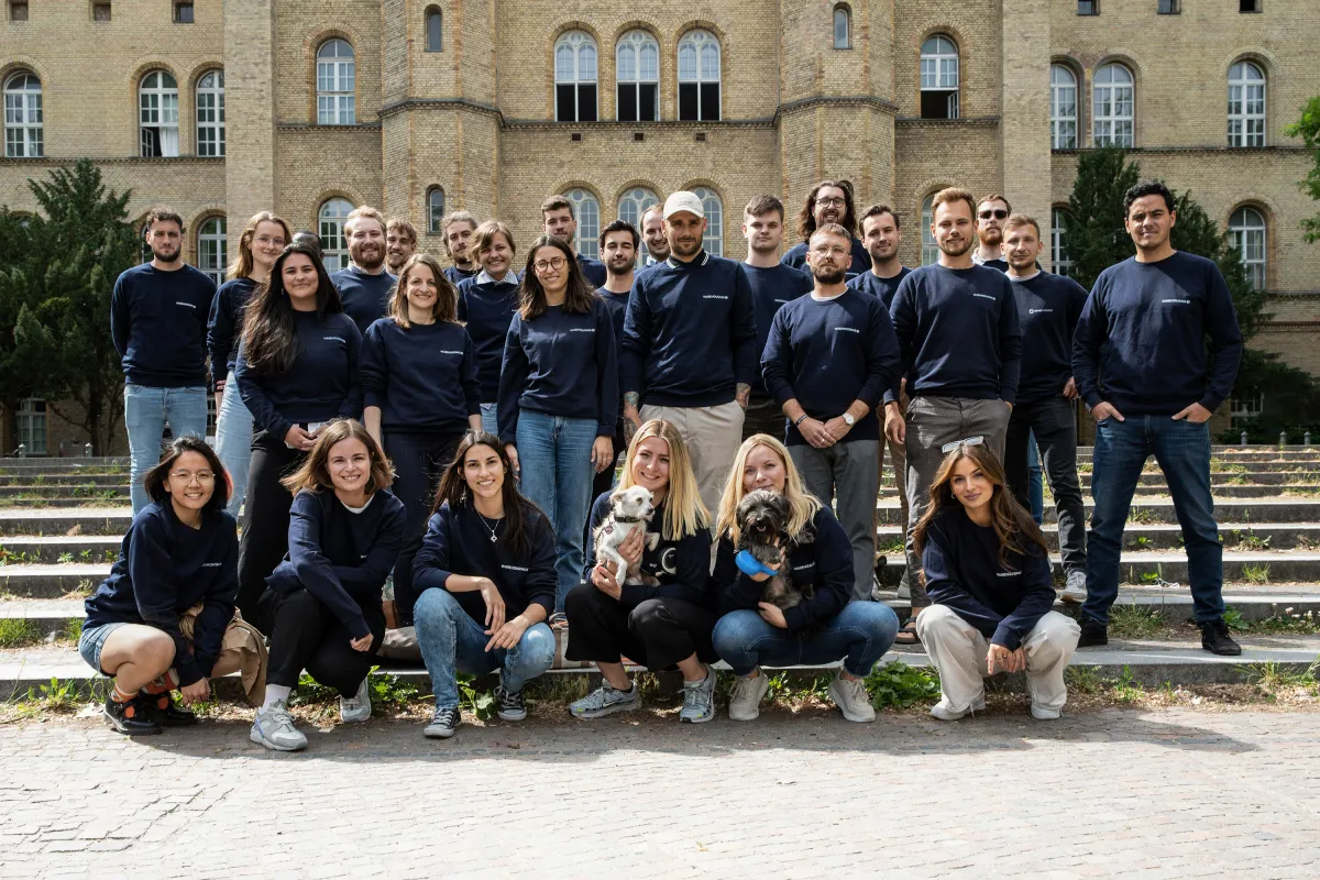 Warehousing1 Team (© Warehousing1)
