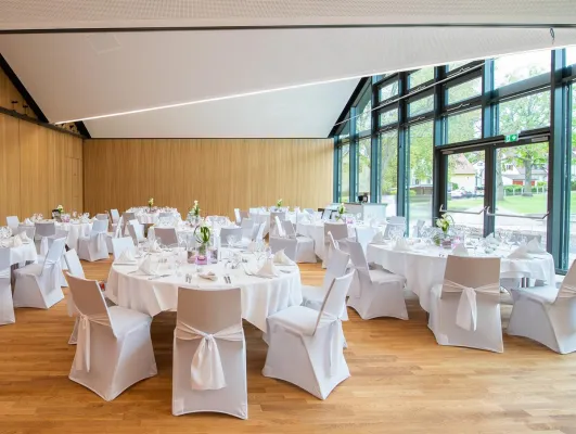 Bild: Hochzeitsfeiern im modernen Ambiente der FILDERHALLE