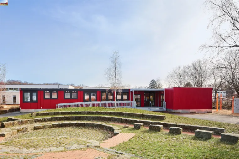 Temporäres Schulgebäude zum Wohlfühlen Bild: Temporäres Schulgebäude zum Wohlfühlen