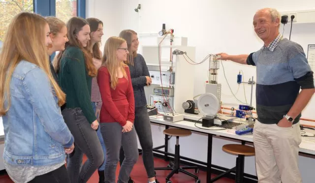 Erst probieren und dann studieren - Sieben Frauen starten ihr Niedersachsen-Technikum in der Physik Bild: Erst probieren und dann studieren - Sieben Frauen starten ihr Niedersachsen-Technikum in der Physik