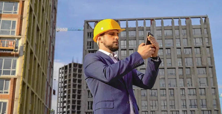 Bild: Smartphone bringt Meldekultur in Unternehmen voran
