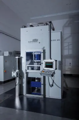 Weltgrößte Hartmetallpresse bei Boehlerit Bild: Weltgrößte Hartmetallpresse bei Boehlerit