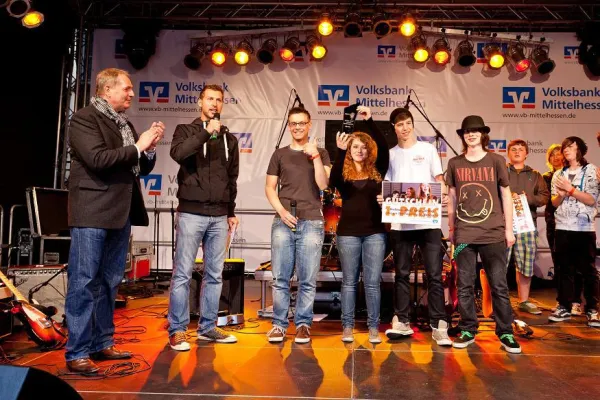 Bild: „Battle of the Bands“ auf der Volksbank-Bühne