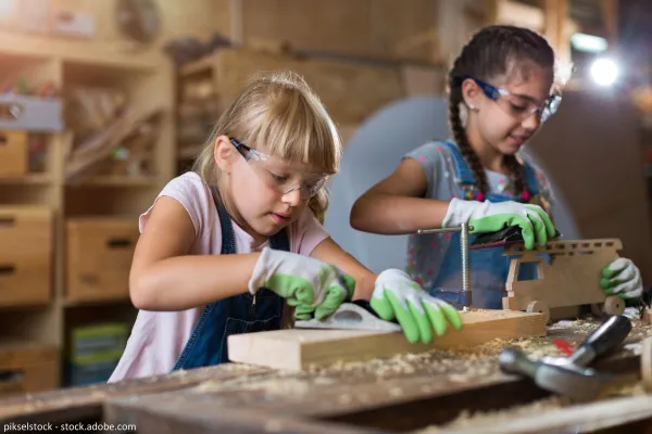 Bild: «Geht raus und probiert alles!» – Handwerkerinnen geben Tipps anlässlich des Zukunftstags