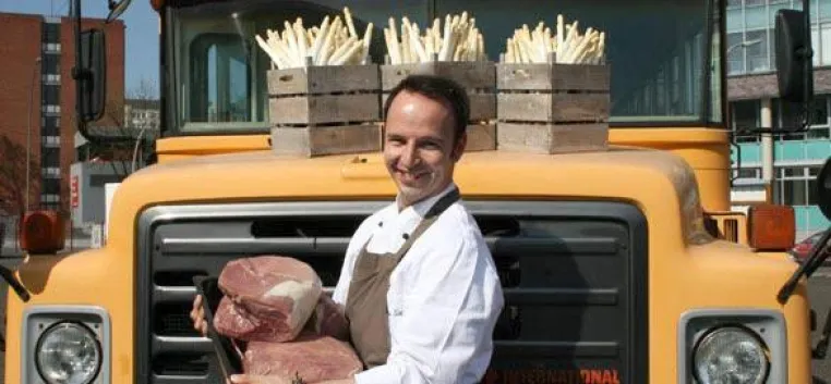 Mit dem Restaurant VLET auf Spargel-Entdeckertour durch das Alte Land Bild: Mit dem Restaurant VLET auf Spargel-Entdeckertour durch das Alte Land