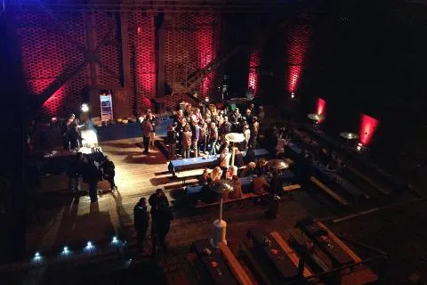 Bild: Die besondere Weihnachtsfeier im Duisburger Landschaftspark