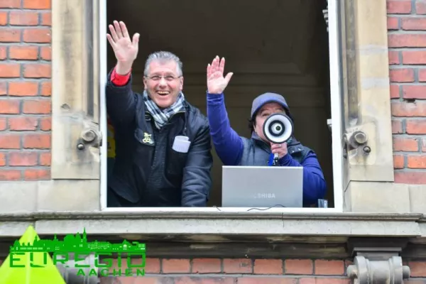 Bild: Liveübertragung Rosenmontagszug Aachen übertrifft alle Erwartungen