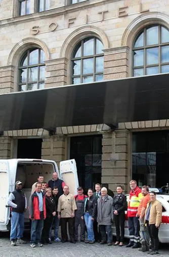 Bild: SOFITEL MUNICH BAYERPOST spendet 160 Betten an Caritas und Johanniter