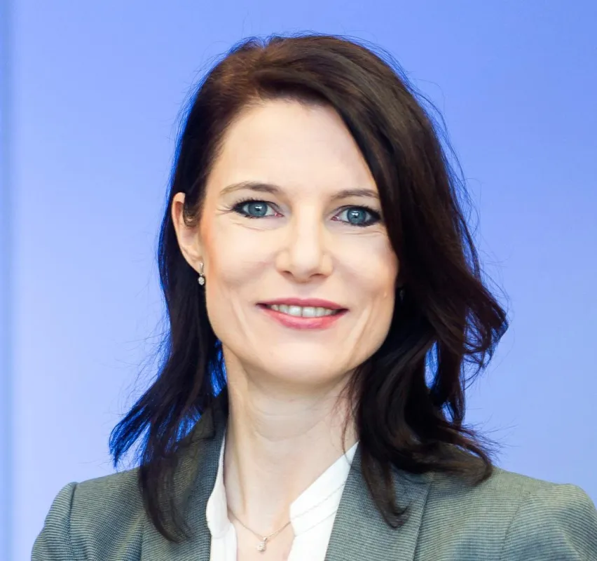 Miriam Engel ist überzeugt: Ohne neue Wege in der Führung wachsen Firmen heute nicht mehr.