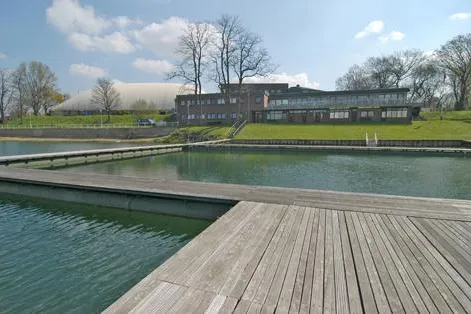 100 Jahre SV Bayer Uerdingen 08 e. V. - Vom Arbeiterclub zum Schwimmsportverein 2.0 Bild: 100 Jahre SV Bayer Uerdingen 08 e. V. - Vom Arbeiterclub zum Schwimmsportverein 2.0