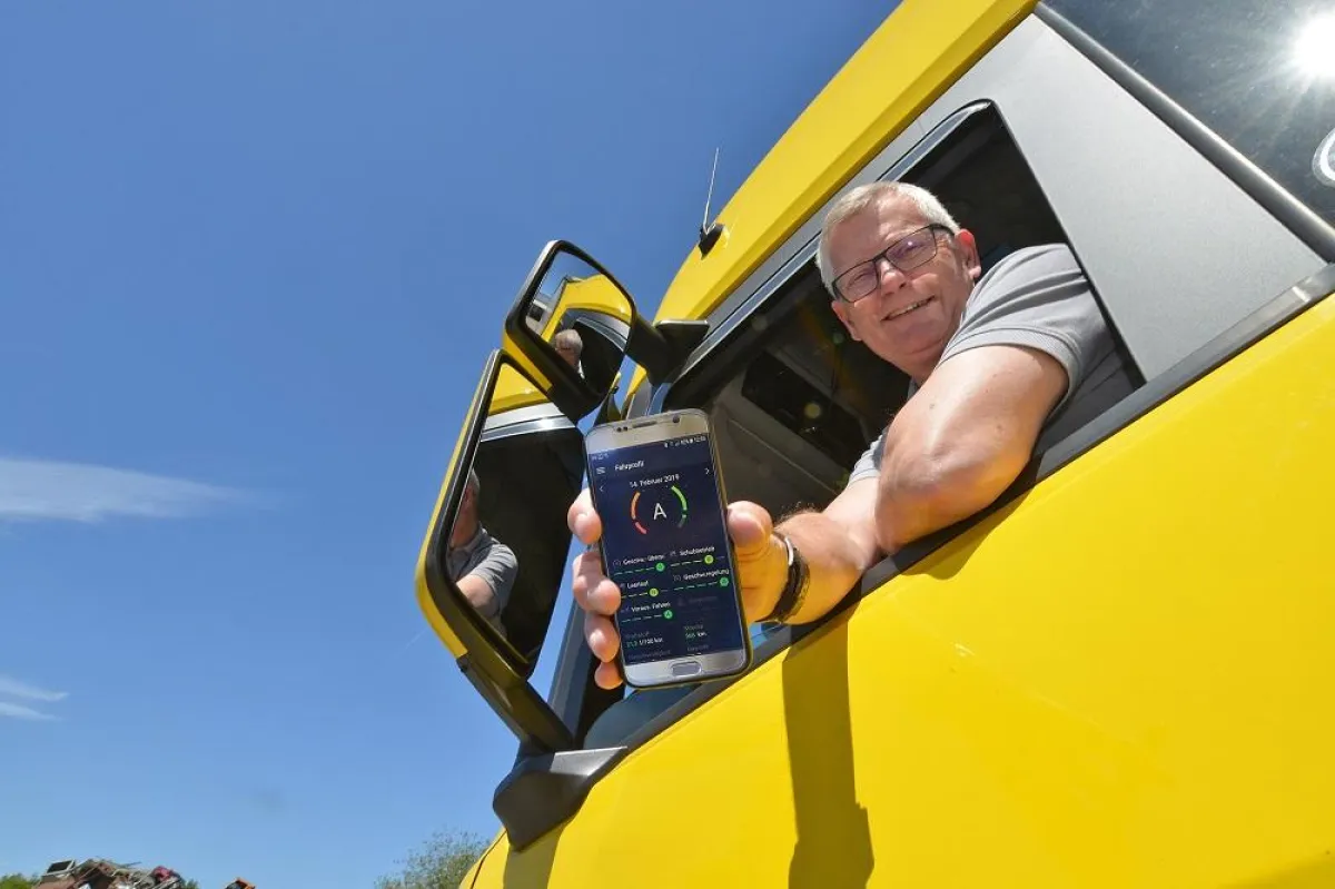 Die Scania Fleet App ist für iOS und Android erhältlich. Bild: Scania