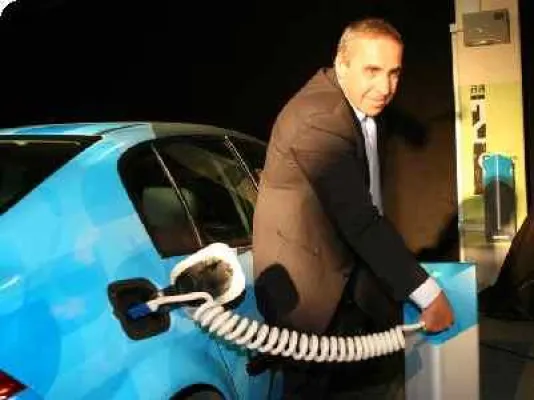 Bild: Better Place - Erste Elektroauto-Flotte in Israel