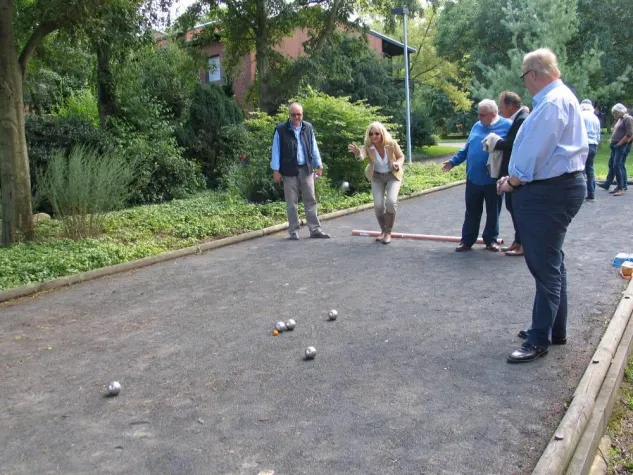 Fünftes Boule Turnier im CJD Berufsbildungswerk Frechen Bild: Fünftes Boule Turnier im CJD Berufsbildungswerk Frechen