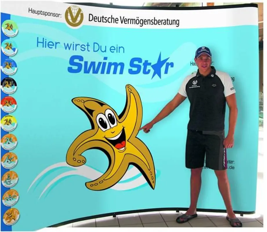 Deutsche Vermögensberatung (DVAG) fördert Kinderschwimmen