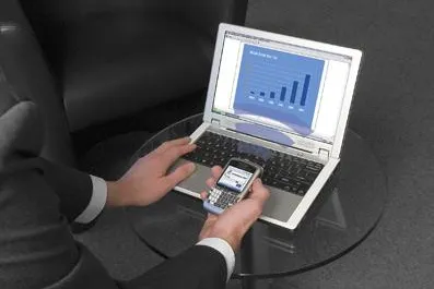 Bild: ThinPrint stellt mit dem Content Beamer for BlackBerry 2.5 die neue Version seines Mobile Document Output Systems (MDOS) für BlackBerry vor