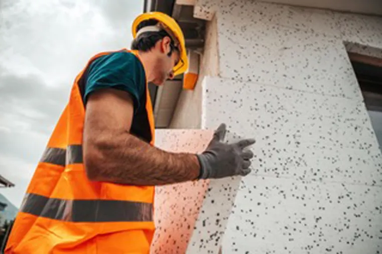 Bild: Warum Wärmepumpen in Häuser mit moderner Dämmung effizienter arbeiten