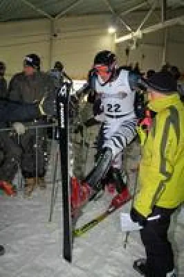 Bild: Slalom-Saison ist eröffnet: Weltrekordler Christian Flühr berichtet über alpine Skirennen