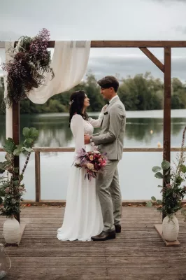 Bild: Seehotel Niedernberg: Hochzeit auf Probe erleben
