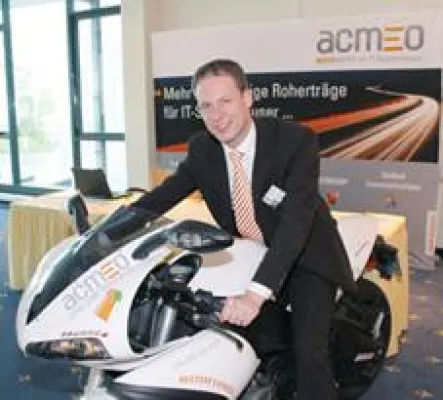 Bild: 130 Freunde der acmeo trafen sich in Fulda zur Partnerkonferenz