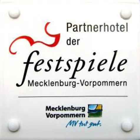 Ein Zeichen der Verbundenheit : »Kultur-Tourismus« Bild: Ein Zeichen der Verbundenheit : »Kultur-Tourismus«