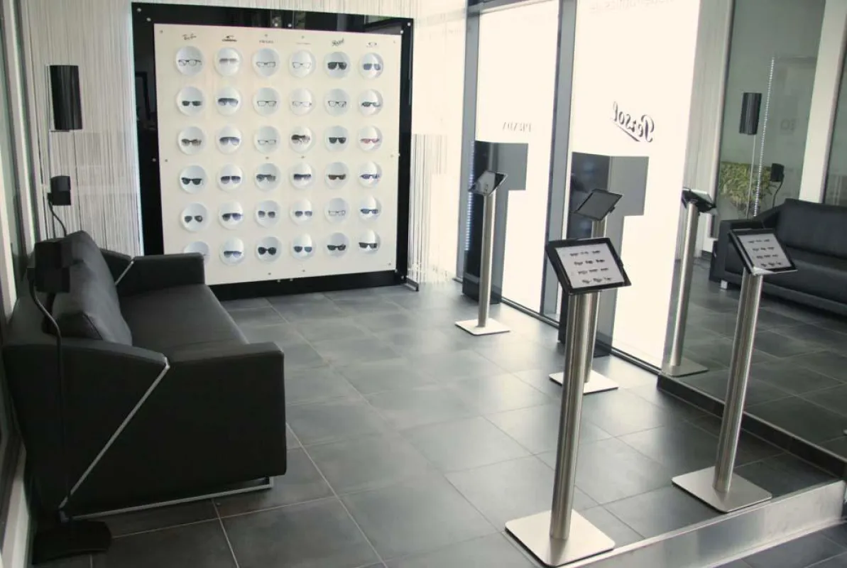 Virtuelle Warenauslage bei Edel Optics