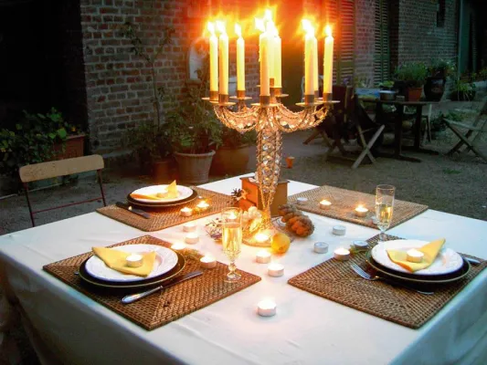 Bild: Magische Mittsommernacht im Kerzenschein