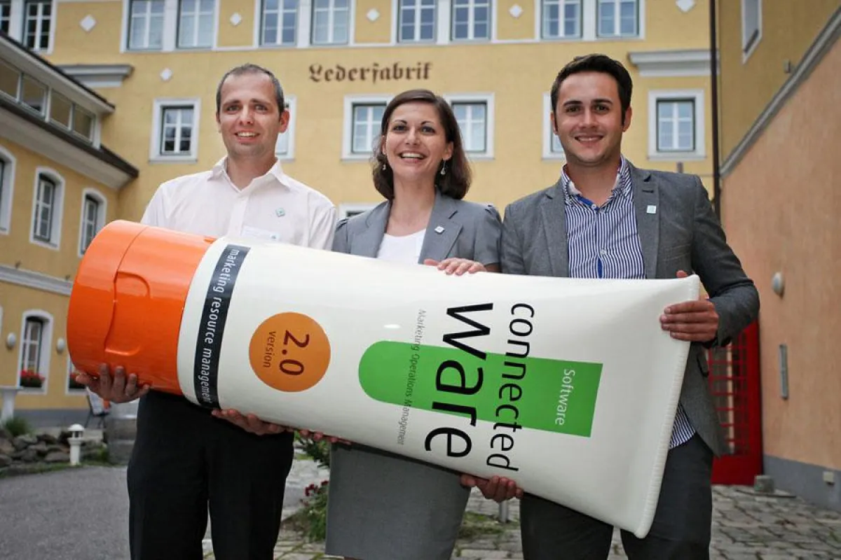 DI Alexander Berger, Geschäftsführer, Anita Mair, Produktmanagement, Marketing & Sales, und Helmuth