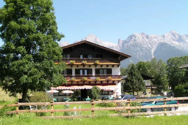 Hotel Annerlhof in Maria Alm setzt mit aussergewöhnlichem Programm auf neue Zielgruppen Bild: Hotel Annerlhof in Maria Alm setzt mit aussergewöhnlichem Programm auf neue Zielgruppen