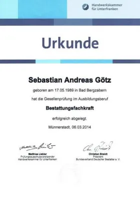 Bild: geprüfte Fachexpertise: BestatterConsulting Götz baut Qualität in der Beratung von Bestattungsunternehmen aus