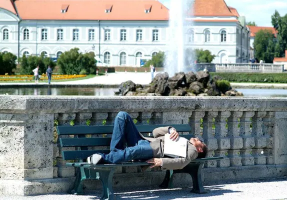 Investment 2016: Still halten und Rendite mitnehmen - Optionen für KMU´s und Privatinvestoren Bild: Investment 2016: Still halten und Rendite mitnehmen - Optionen für KMU´s und Privatinvestoren