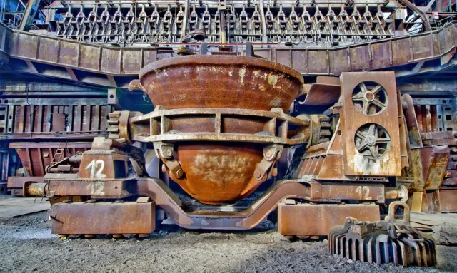 Fotoworkshop „Industriefotografie zwischen Schmelzofen und Werkstätten“ im Industriemuseum Brandenburg Bild: Fotoworkshop „Industriefotografie zwischen Schmelzofen und Werkstätten“ im Industriemuseum Brandenburg