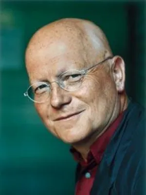 Villa La Rogaia Literarische Arche Noah - Weltliteratur über dem Trasimenischen See Bild: Villa La Rogaia Literarische Arche Noah - Weltliteratur über dem Trasimenischen See