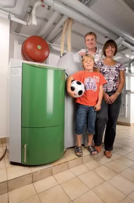 Holzheizung immer beliebter - Immer mehr Verbraucher entscheiden sich für die ökologische Heizalternative Holz Bild: Holzheizung immer beliebter - Immer mehr Verbraucher entscheiden sich für die ökologische Heizalternative Holz