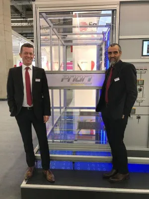 Bild: PRIOR1 löst mit Smart Cage Denkmuster der 19“ Rackeinheiten auf
