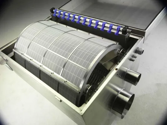 Bild: AQUA-SE: Trommelfilter - Hochwertige Filtersysteme sorgen im Zoo für glasklares Wasser