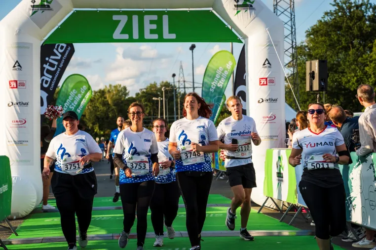 Teilnahmerekord beim schnelleStelle.de Firmenlauf Braunschweig Bild: Teilnahmerekord beim schnelleStelle.de Firmenlauf Braunschweig