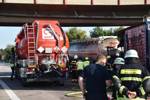 Bild: Sievert leistet mit Druck- und Saugwagen schnelle Hilfe bei Havarien auf der Autobahn