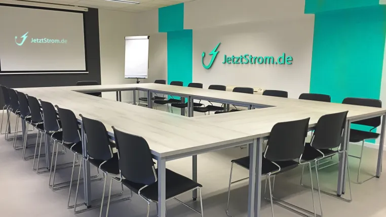 Siran Klaus: Das Erfolgsrezept für den Stromwechsel bei DSL24SHOP Bild: Siran Klaus: Das Erfolgsrezept für den Stromwechsel bei DSL24SHOP