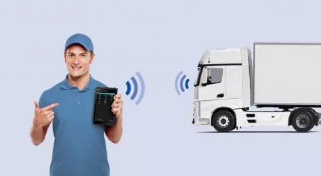 Bild: Transics' Fahrer-App TX-FLEX wird kompatibel mit dem displaylosen Bordcomputer TX-GO