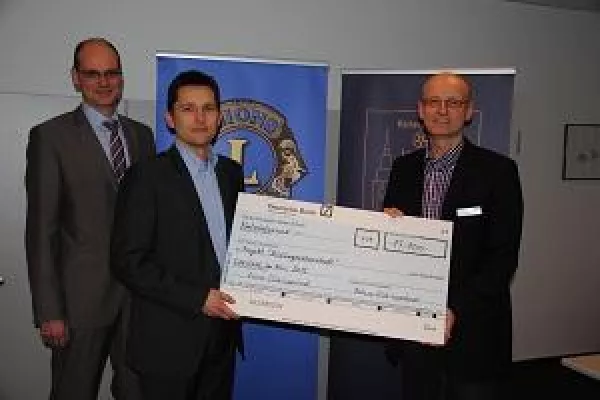 Bildungspatenschaften - gemeinsam Chancen für benachteiligte Kinder und Jugendliche verbessern Bild: Bildungspatenschaften - gemeinsam Chancen für benachteiligte Kinder und Jugendliche verbessern