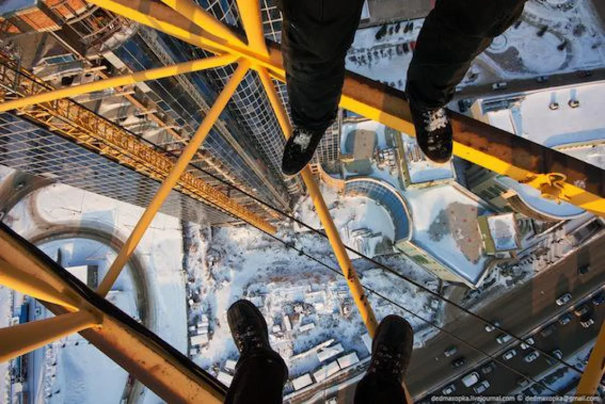 ROOFER’S POINT OF VIEW