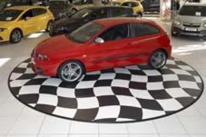 Bild: Mit einzigartigen Mehrschichtböden Akzente setzen