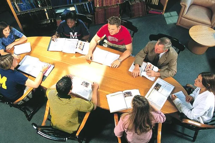 Last Minute Bewerbung für ein Auslandsjahr an einer nordamerikanischen Internatsschule Bild: Last Minute Bewerbung für ein Auslandsjahr an einer nordamerikanischen Internatsschule