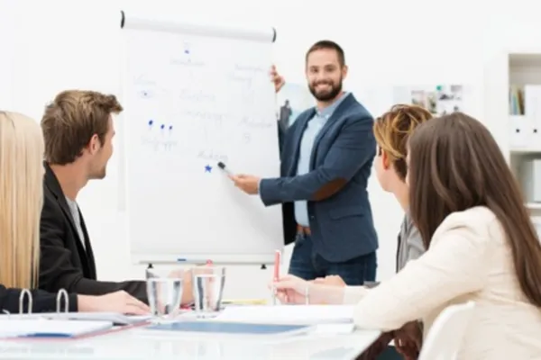 Bild: pörtner consulting bietet praxisnahes CMS-Seminar für Unternehmen und Teams – Online & in Top-Städten