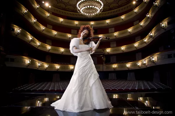 Bild: TaliBoelt Design präsentiert den Frühlingsball 2009 im Hotel Bayerischer Hof, München