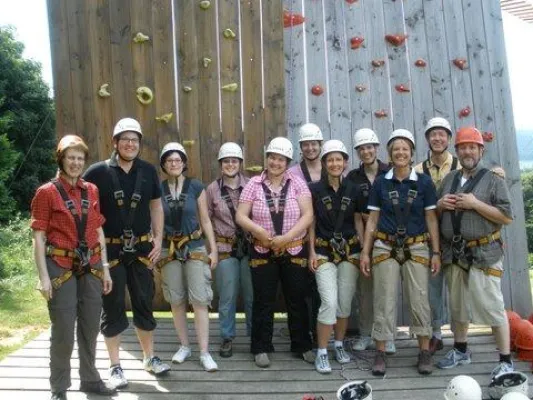 Bild: Hoch hinaus mit Sozialkompetenz