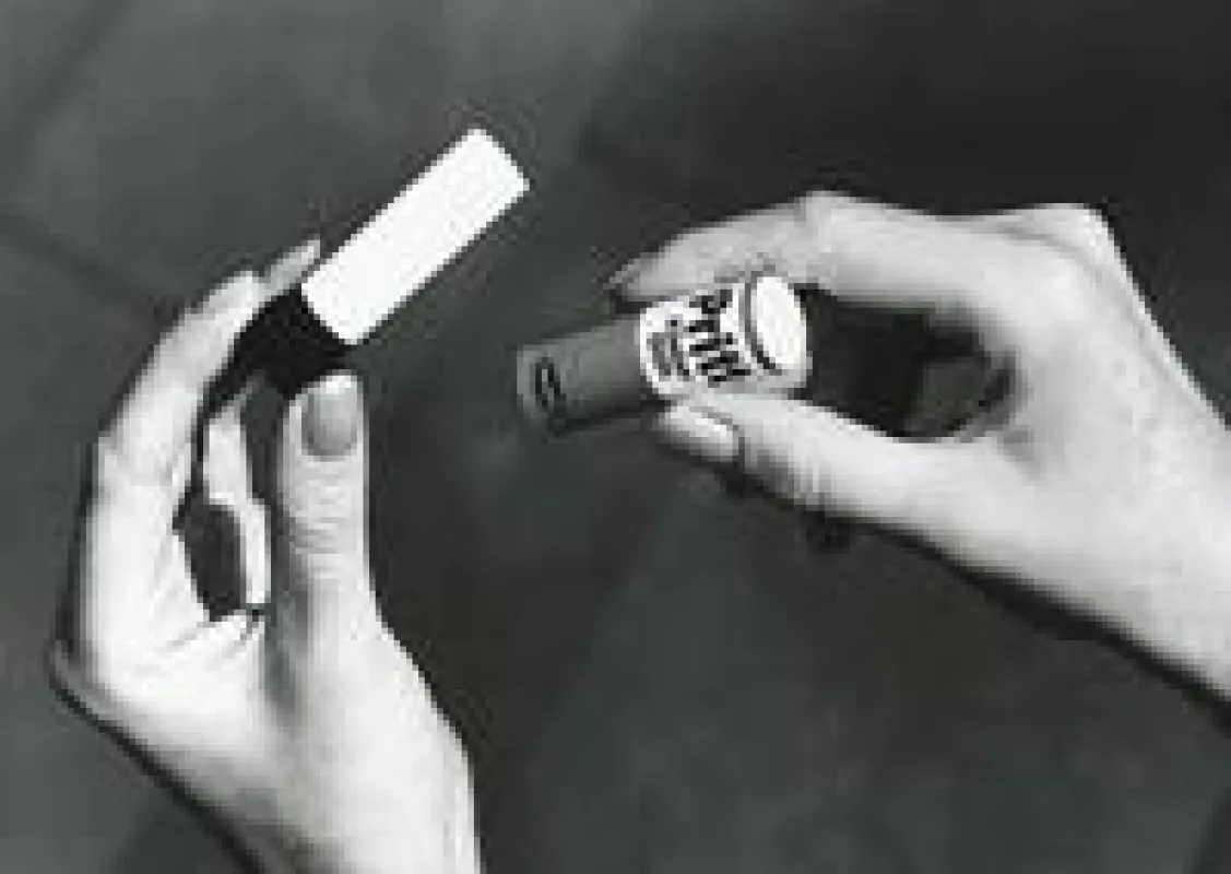 1969 kam der weltweit erste Klebestift auf den Markt. Foto: Henkel