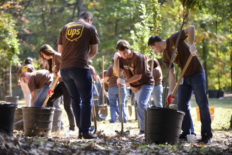 UPS VERÖFFENTLICHT 18. JÄHRLICHEN NACHHALTIGKEITSBERICHT UND ZEIGT FORTSCHRITTE Bild: UPS VERÖFFENTLICHT 18. JÄHRLICHEN NACHHALTIGKEITSBERICHT UND ZEIGT FORTSCHRITTE