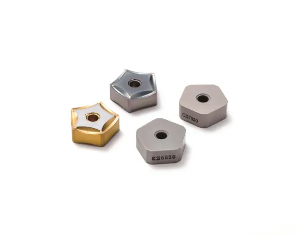 Bild: Kyocera präsentiert auf der EMO Milano 2015 seine neuesten Innovationen im Bereich Schneidwerkzeuge