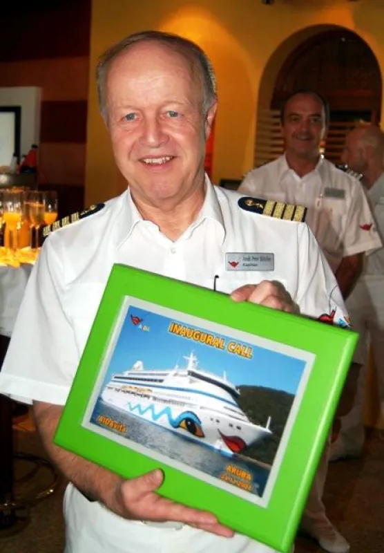 AIDAvita-Kapitän Arndt Peter Böttcher, Foto: FVA Aruba